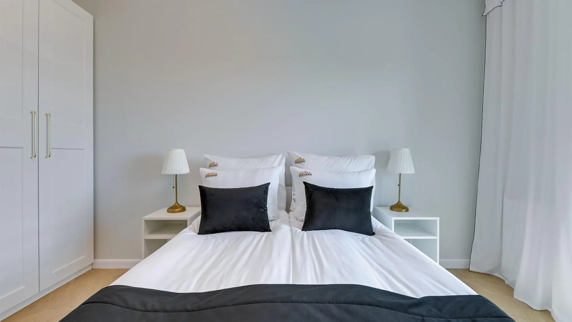 Nadmotlawie Estate - Riverside, Gym & Sauna By Downtown Apartments Gdansk Poland