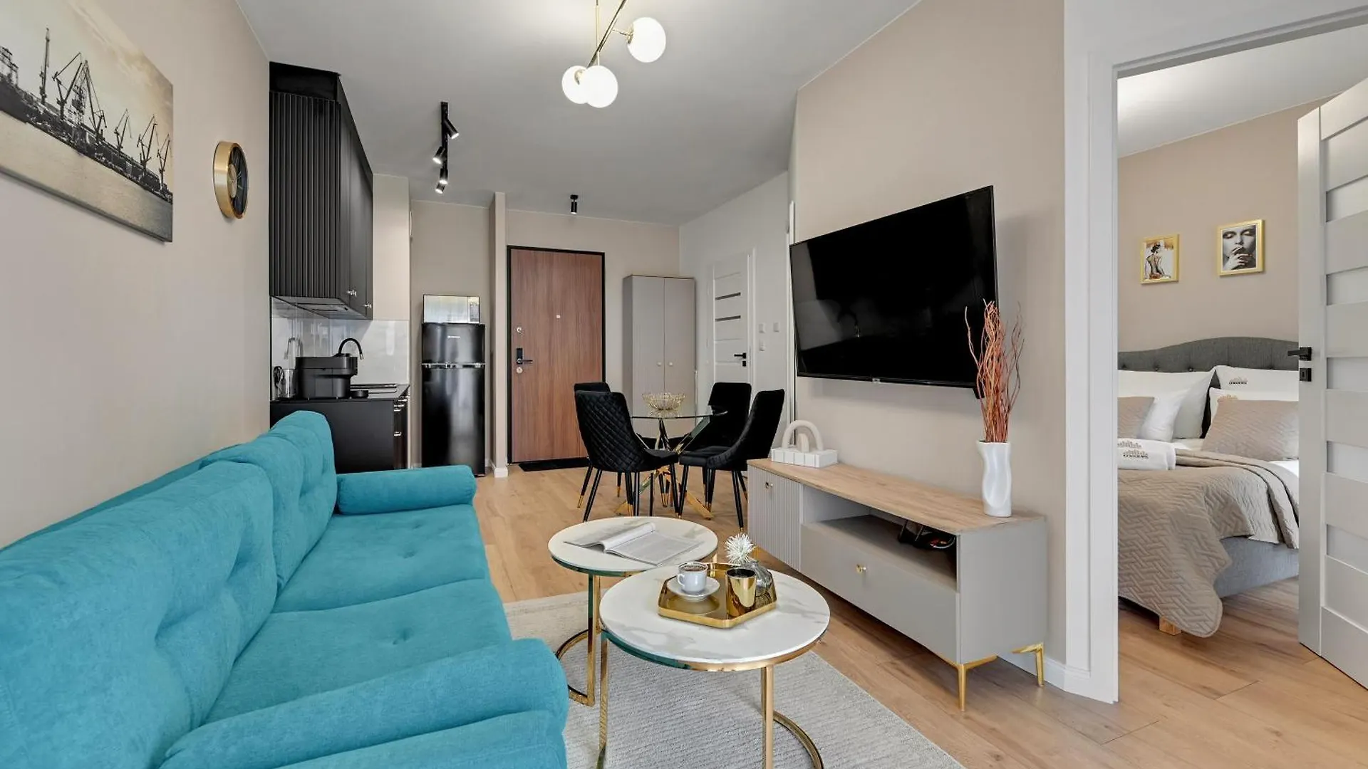 Nadmotlawie Estate - Riverside, Gym & Sauna By Downtown Apartments Gdansk 0*,  Poland